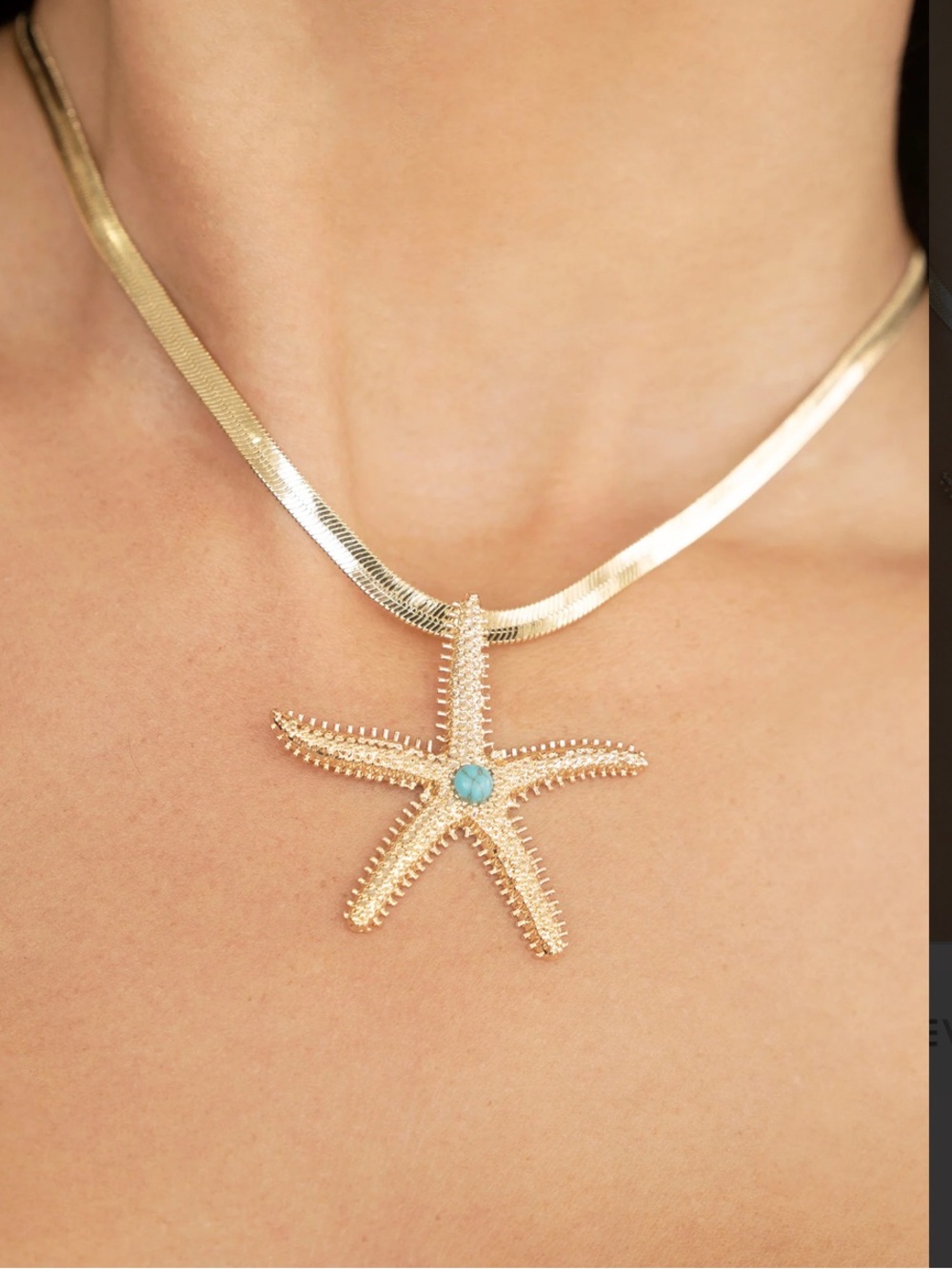 Ettika Gold Starfish Pendant Necklace with Turquoise Accent - Women Jewelry
